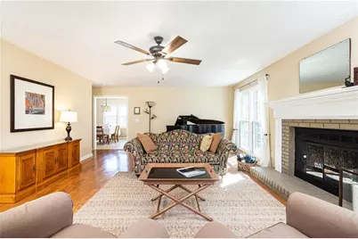 3107 Goldenrod Lane SW, Marietta, GA 30064 - Photo 5