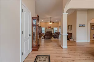 401 Oakwind Dr, Canton, GA 30114 - Photo 3