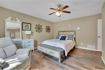 3850 Loch Highland Parkway NE, Roswell, GA 30075 - Photo 15