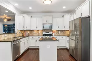 2588 Defoors Ferry Rd NW, Atlanta, GA 30318 - Photo 9