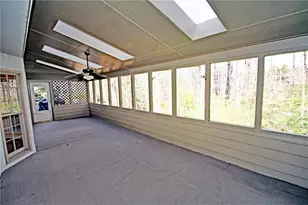 2070 Shallowford Park Manor, Roswell, GA 30075 - Photo 15