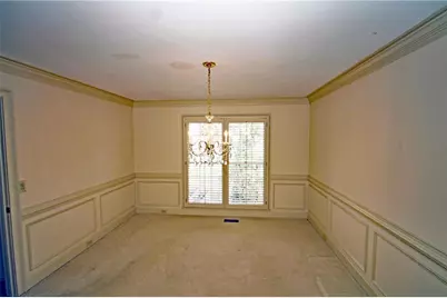 2070 Shallowford Park Manor, Roswell, GA 30075 - Photo 11