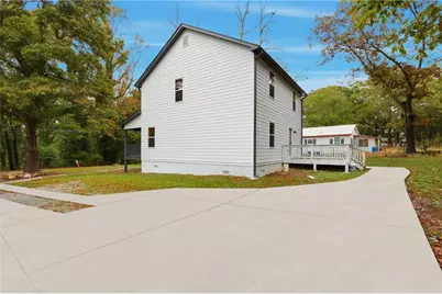 151 Richardson Street, Toccoa, GA 30577 - Photo 7