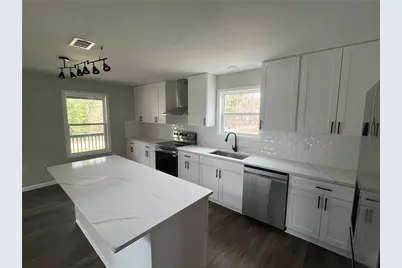 151 Richardson Street, Toccoa, GA 30577 - Photo 9