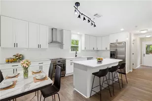 151 Richardson St, Toccoa, GA 30577 - Photo 11