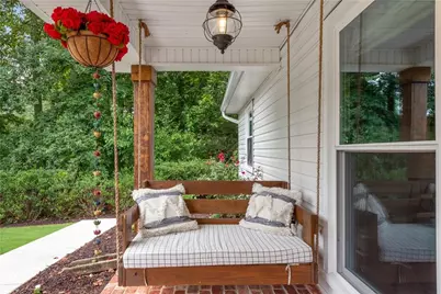 195 Thistlewood Lane, Roswell, GA 30075 - Photo 9