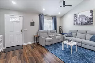 427 Arbour Run, Suwanee, GA 30024 - Photo 9