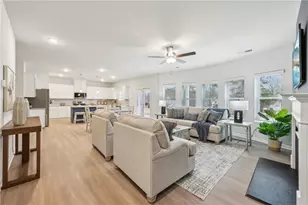 1331 Stephens Vw Dr, Loganville, GA 30052 - Photo 7