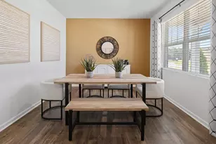 8193 Elkhorn Dr, Fairburn, GA 30213 - Photo 3