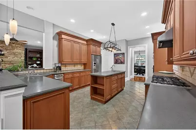 15895 Henderson Road, Alpharetta, GA 30004 - Photo 17