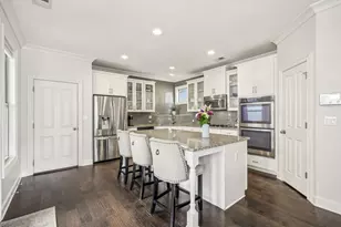 7895 Crown Point Dr, Alpharetta, GA 30005 - Photo 3