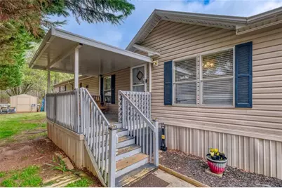 815 Cambridge Parkway, Hampton, GA 30228 - Photo 1