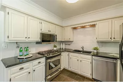 2116 Lenox Road NE, Atlanta, GA 30324 - Photo 11