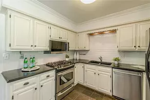 2116 Lenox Rd NE, Atlanta, GA 30324 - Photo 11