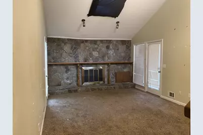 3958 Cotswold Drive SW, Lilburn, GA 30047 - Photo 5