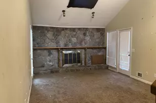 3958 Cotswold Dr SW, Lilburn, GA 30047 - Photo 5