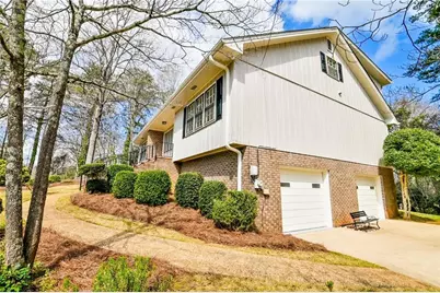 1297 Lakeshore Circle, Gainesville, GA 30501 - Photo 17