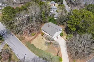 1297 Lake Shore Cir, Gainesville, GA 30501 - Photo 19