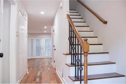 1962 Village Parkway SE, Smyrna, GA 30080 - Photo 5