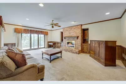 2585 Bridgewater Circle, Gainesville, GA 30506 - Photo 9