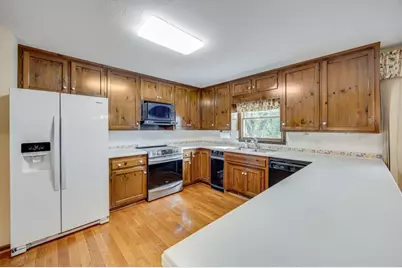 2585 Bridgewater Circle, Gainesville, GA 30506 - Photo 13