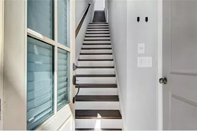 900 Brees Court NW, Atlanta, GA 30318 - Photo 17