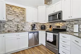 27 Bishop Mill Dr NW, Cartersville, GA 30121 - Photo 5