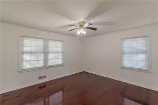 2110 La Vista Cir, Hapeville, GA 30354 - Photo 35