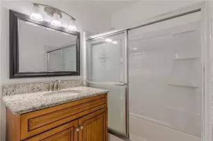 2110 La Vista Cir, Hapeville, GA 30354 - Photo 49