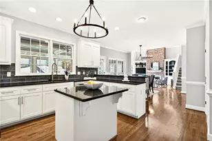 620 Lake Medlock Ct, Alpharetta, GA 30022 - Photo 5