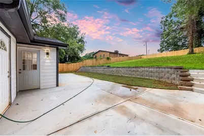 2715 Ellen Way, Decatur, GA 30032 - Photo 17