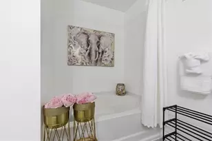 1076 N Village Dr, Decatur, GA 30032 - Photo 23