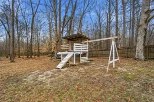 303 Crestworth Crossing, Powder Springs, GA 30127 - Photo 35