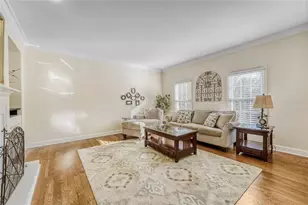 3833 Savannah Square E, Atlanta, GA 30340 - Photo 9