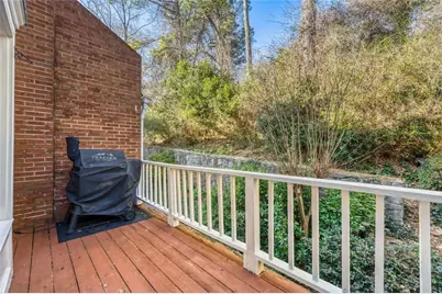 3833 Savannah Square E, Atlanta, GA 30340 - Photo 17