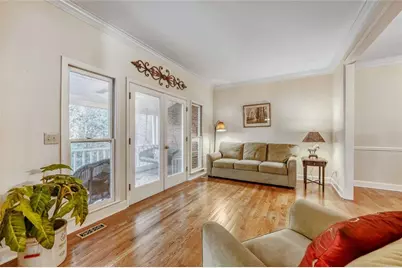 3833 Savannah Square E, Atlanta, GA 30340 - Photo 13