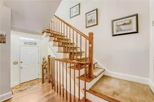 3833 Savannah Square E, Atlanta, GA 30340 - Photo 3