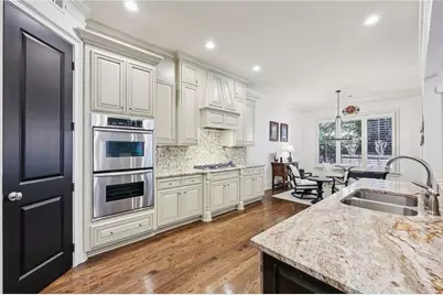 9030 Riverbend Manor, Alpharetta, GA 30022 - Photo 7