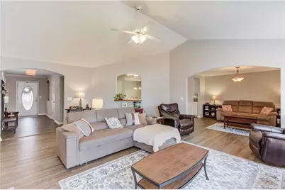 617 Teal Drive, Winder, GA 30680 - Photo 5