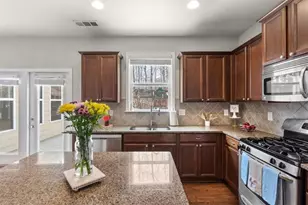 142 Bevington Ln, Woodstock, GA 30188 - Photo 17