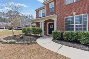 142 Bevington Ln, Woodstock, GA 30188 - Photo 3