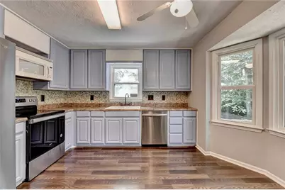 2591 Bechers Brook, Lawrenceville, GA 30043 - Photo 9