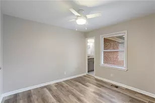 1077 Curtis Dr, Forest Park, GA 30297 - Photo 15