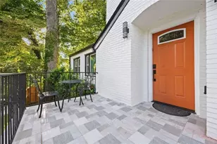 10 Claire Dr SE, Atlanta, GA 30315 - Photo 11