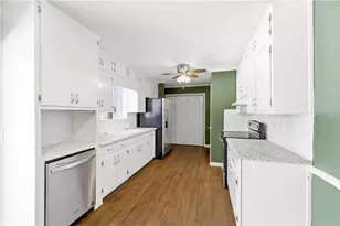 4474 Sardis Dr, Gainesville, GA 30506 - Photo 9