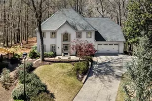 3373 Lake Crest Ln NE, Roswell, GA 30075 - Photo 77