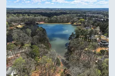 141 Lake Somerset Crest NW, Marietta, GA 30064 - Photo 13