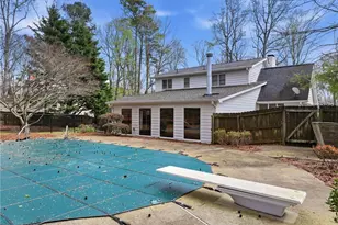 141 Lake Somerset Crest NW, Marietta, GA 30064 - Photo 5