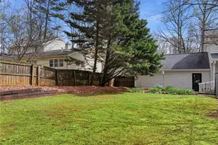 141 Lake Somerset Crest NW, Marietta, GA 30064 - Photo 9