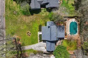 141 Lake Somerset Crest NW, Marietta, GA 30064 - Photo 15